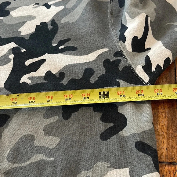 Camo Hoodie Sweatshirt Black Gray size 2X (has Company logo see photos) - Picture 12 of 16